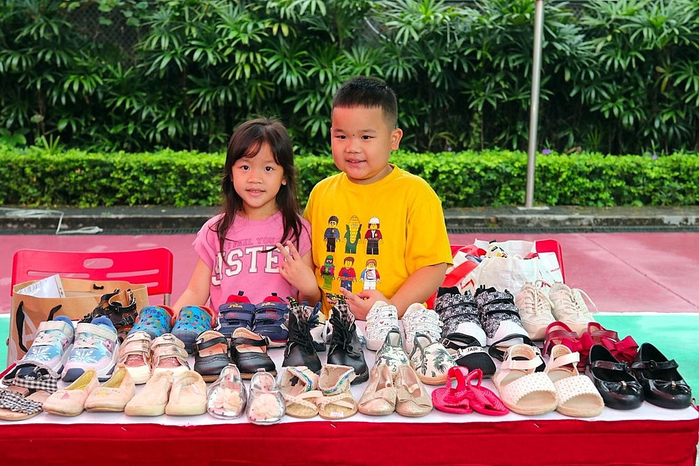 Ngày hội đồ cũ Garage Sale: Chơi mà học