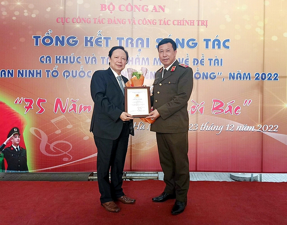 Ca khúc “Thương anh” của Phó Tổng Biên tập 789club ios
 Tào Khánh Hưng đoạt giải C