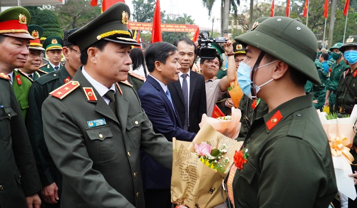 Thừa Thiên - Huế: Hơn 1.450 thanh niên lên đường nhập ngũ