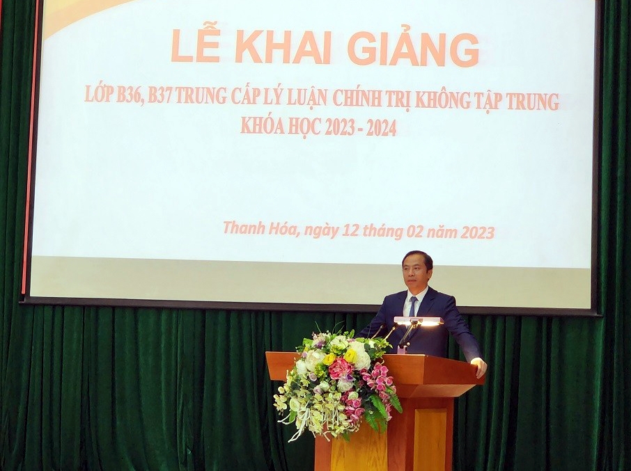 Thanh Hóa: Khai giảng lớp Trung cấp lý luận chính trị khóa học 2023-2024