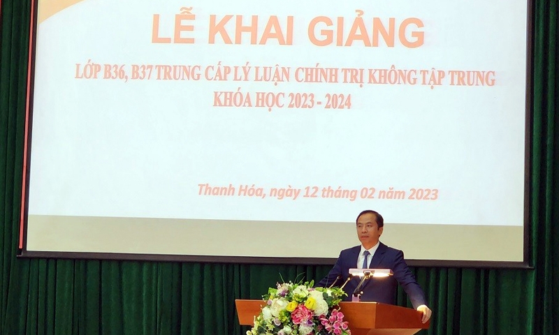 Thanh Hóa: Khai giảng lớp Trung cấp lý luận chính trị khóa học 2023-2024