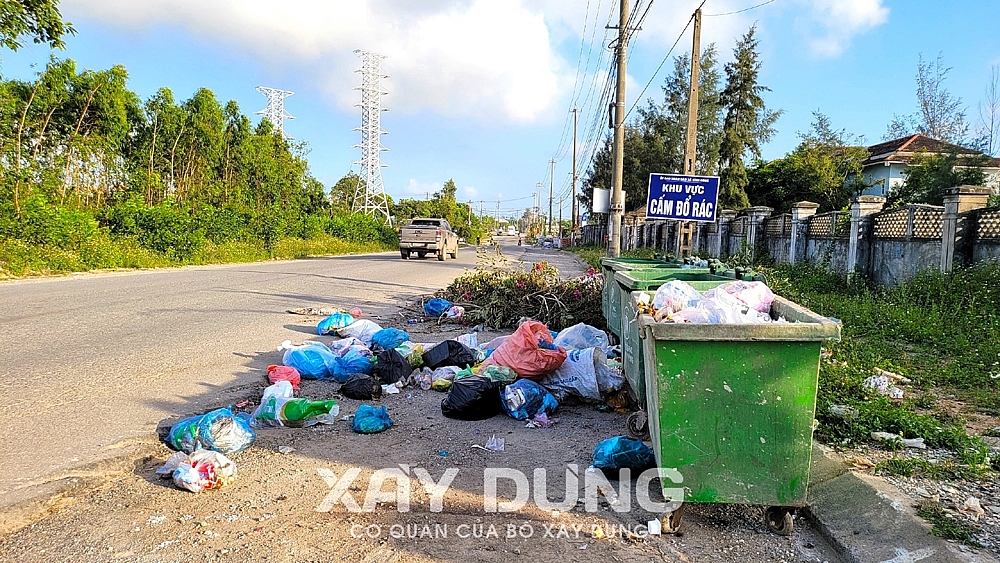 Quảng Ngãi yêu cầu Công an theo dõi, giám sát chặt việc quản lý, vận chuyển chất thải