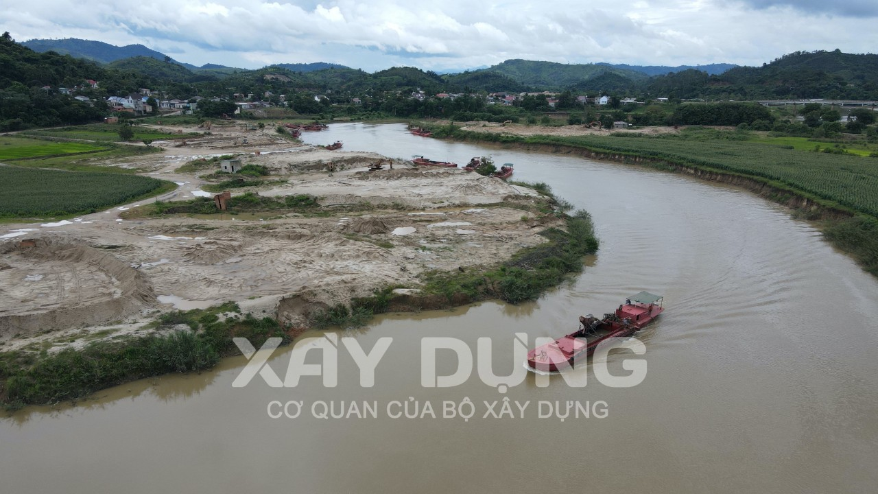 Vụ hàng trăm tàu hút cát hết đăng kiểm: Phòng Cảnh sát giao thông Công an tỉnh Đắk Lắk lên tiếng