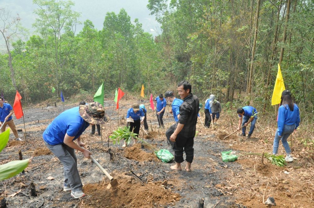 Đoàn Thanh niên Bộ Xây dựng - Viện Vật liệu xây dựng với nhiều hoạt động thiện nguyện đầy ý nghĩa tại Bắc Kạn