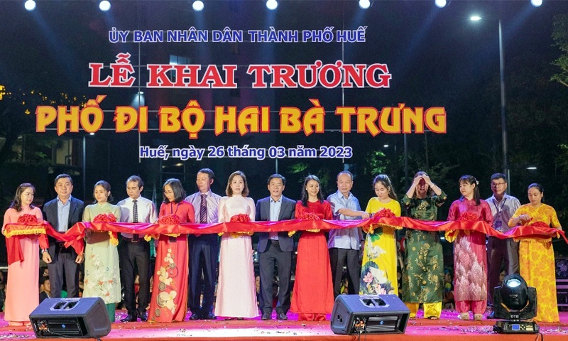 Thành phố Huế: Khai trương tuyến phố đi bộ Hai Bà Trưng