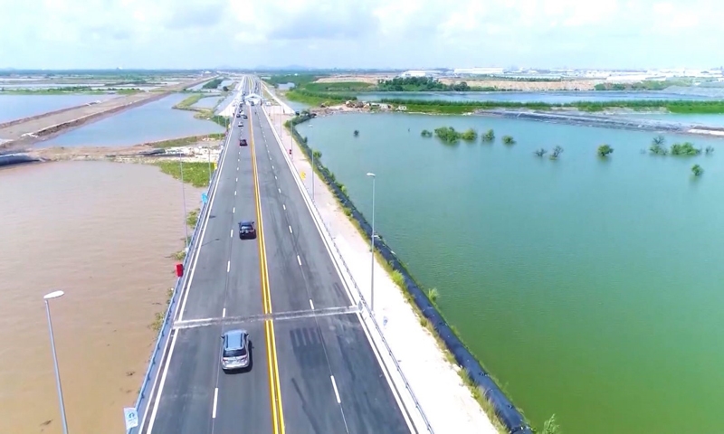 “Phát triển đầu tư, thương mại, dịch vụ, tạo liên kết vùng cho doanh nghiệp” – Cơ hội và thách thức