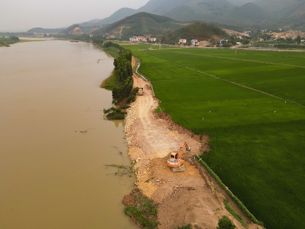 Lục Nam (Bắc Giang): Sông “nuốt” đất sản xuất, người dân nặng nỗi lo