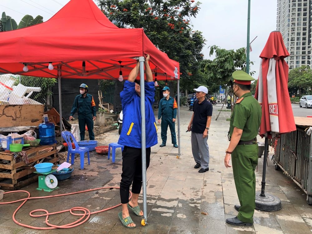 Tây Hồ (Hà Nội): Phường Phú Thượng tổ chức ra quân xử lý tình trạng vi phạm trật tự đô thị