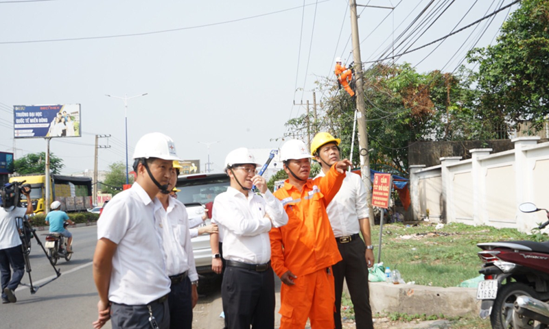 Điện lực Bình Dương triển khai các giải pháp ứng phó với nắng nóng, thiếu nước và xâm nhập mặn