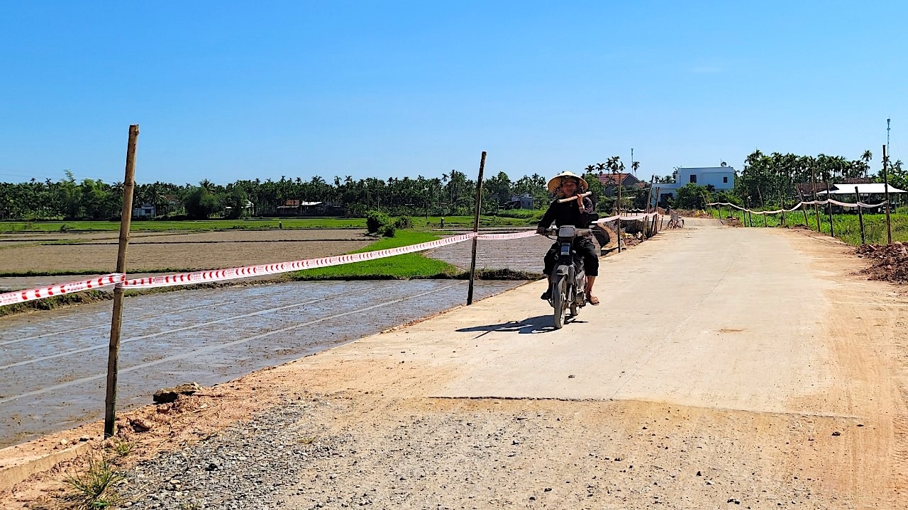 Quảng Ngãi: Công trường dự án đường huyện ĐH.56C nhộn nhịp sau phản ánh của Báo điện tử Xây dựng