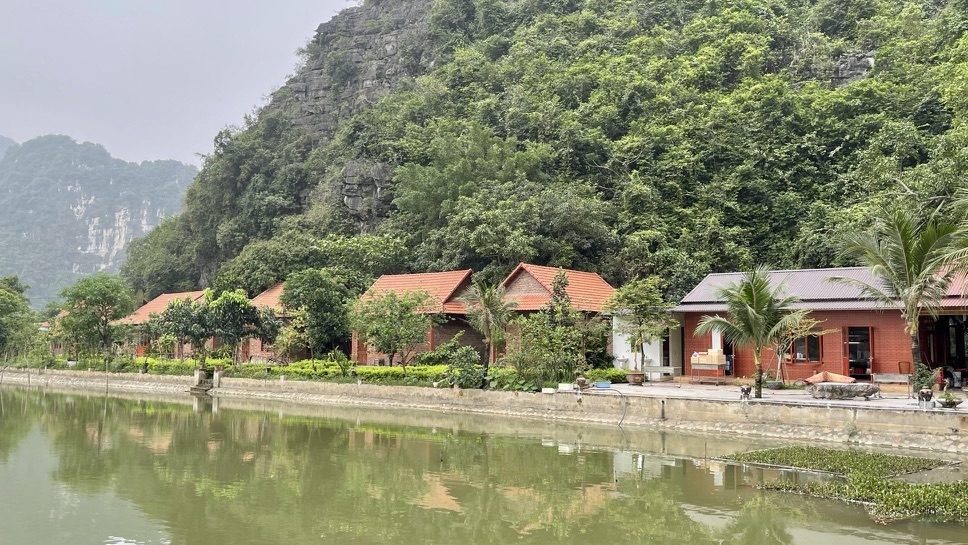 Ninh Bình: Homestay xâm hại vùng lõi Tràng An, hơn 3 năm vẫn chưa tháo dỡ xong phần vi phạm?