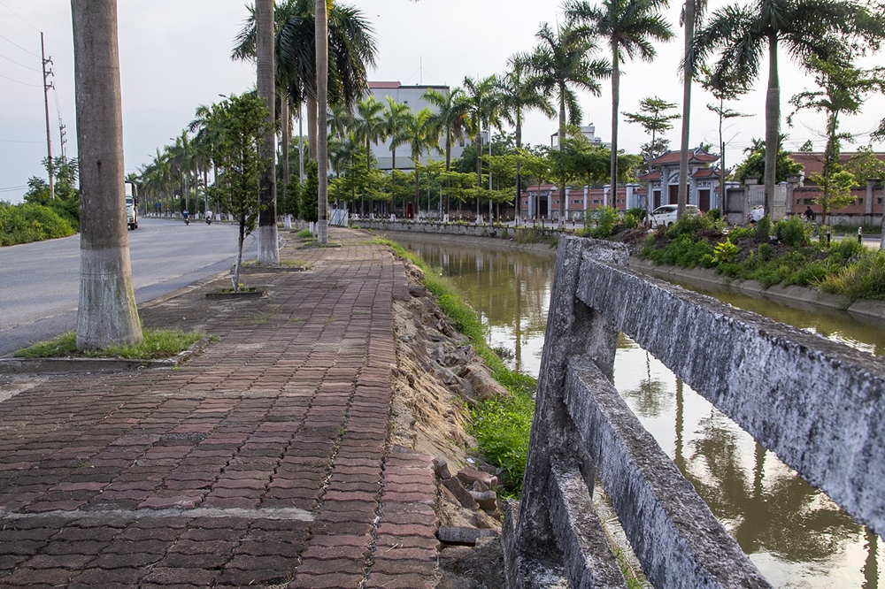 Hà Nội: Vì đâu, khiến kênh mương Đan Hoài hư hỏng hơn 7 năm chưa được sửa chữa?