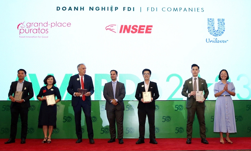 INSEE Việt Nam tiếp tục nhận Giải thưởng Top 50 Doanh nghiệp phát triển bền vững