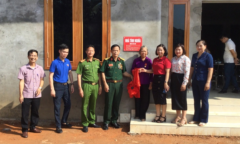 Yên Bái: Hội hỗ trợ gia đình liệt sĩ tỉnh trao tặng 5 nhà tình nghĩa nhân kỷ niệm ngày thương binh liệt sĩ 27/7