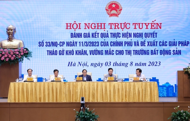 Thủ tướng chủ trì Hội nghị đánh giá tình hình, tháo gỡ khó khăn cho thị trường bất động sản