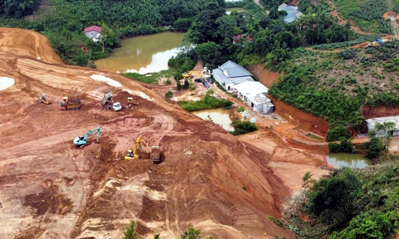 Yên Bái: Vì sao hàng loạt công ty vi phạm xây dựng tại Khu công nghiệp phía Nam không được ngăn chặn?