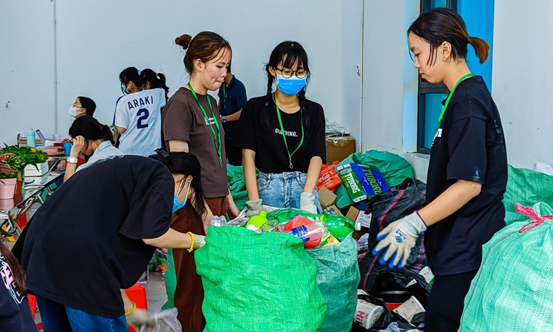 Lan toả phong trào sống xanh nơi tôi sinh sống