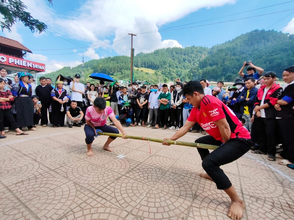 Yên Bái: Nhân dân các dân tộc Mù Căng Chải chào mừng Tết Độc lập và Lễ hội Mùa vàng