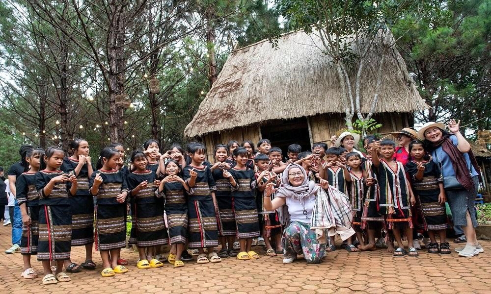 Kon Tum: Hàng trăm nghìn du khách đến tham quan tại Khu du lịch sinh thái Măng Đen