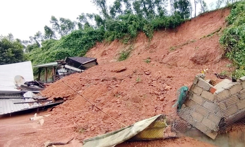 Thừa Thiên - Huế: Kiểm tra các chủ đầu tư xây dựng công trình bảo đảm an toàn trong thiên tai và tình trạng ngập úng đô thị