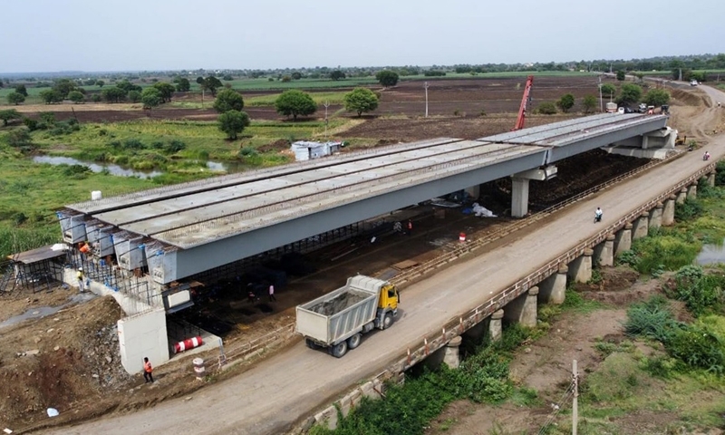 Đồng bằng sông Cửu Long nên làm cầu cạn thay vì khai thác cát biển, tro xỉ để xây dựng đường cao tốc?