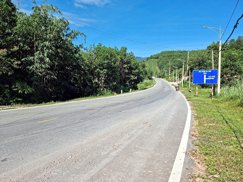 Ba Chẽ (Quảng Ninh): Khánh thành nhiều công trình chào mừng 60 năm ngày thành lập tỉnh