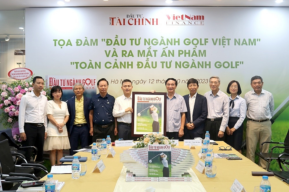 “Lần đầu tiên Vietnam Finance ra mắt đặc san Toàn cảnh đầu tư ngành golf Việt Nam”