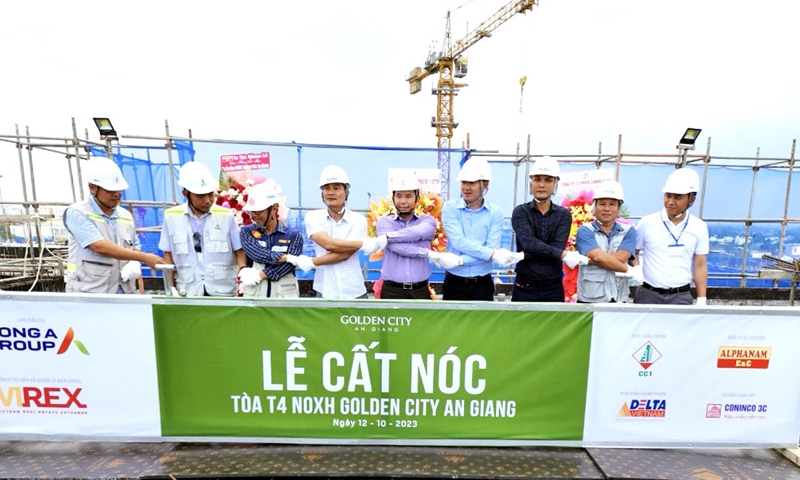 An Giang: Cất nóc công trình tòa T4 Khu nhà ở xã hội Golden City