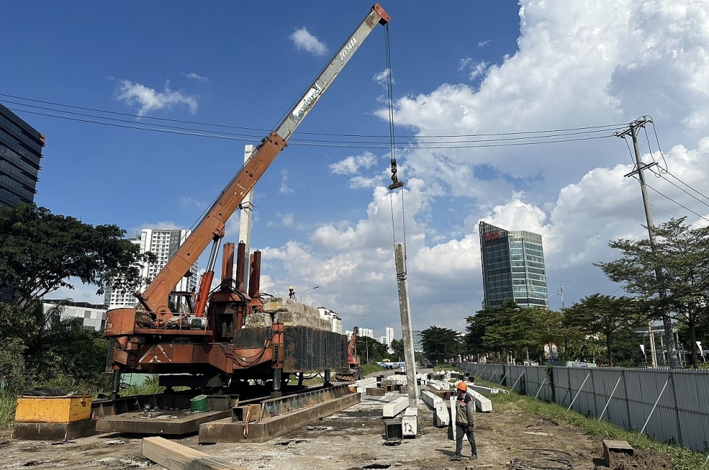 Thành phố Hồ Chí Minh: Dự án hầm chui Nguyễn Văn Linh - Nguyễn Hữu Thọ chậm tiến độ di dời hạ tầng kỹ thuật