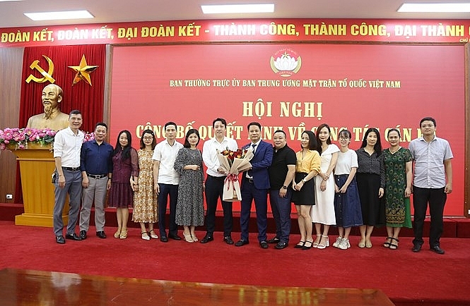 Nhà báo Trương Thành Trung được bổ nhiệm giữ chức Tổng Biên tập Tạp chí Mặt trận