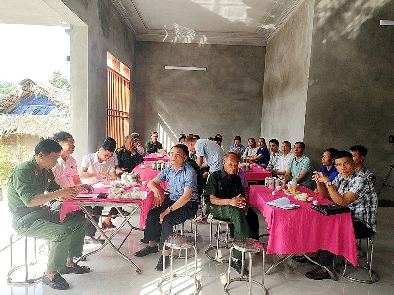 Yên Bình (Yên Bái): Trao nhà tình nghĩa cho cựu chiến binh, người thờ cúng liệt sỹ xã Mông Sơn