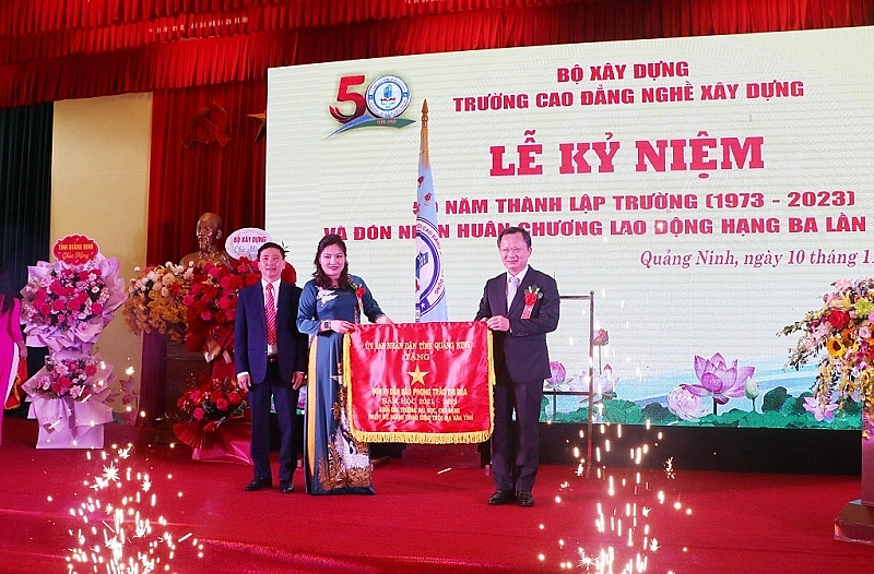 Kỷ niệm 50 năm thành lập Trường Cao đẳng nghề Xây dựng