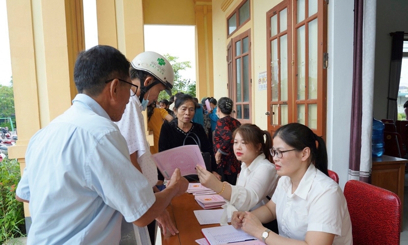 Hà Tĩnh: Tập trung chỉnh lý biến động trên Giấy chứng nhận quyền sử dụng đất cho người dân các xã sau sáp nhập