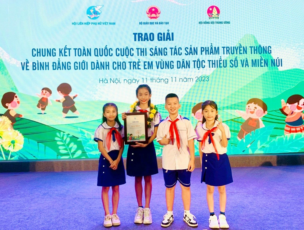 Trường Tiểu học thị trấn Tây Sơn giành giải Nhất cuộc thi sáng tác sản phẩm truyền thông về bình đẳng giới