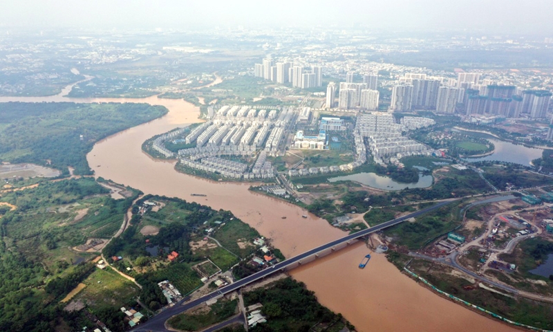 Thành phố Hồ Chí Minh: Cầu Long Đại đang hoàn thành những hạng mục cuối để thông xe dịp cuối năm