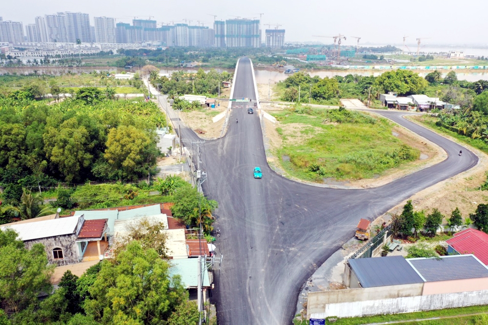 Thành phố Hồ Chí Minh: Cầu Long Đại đang hoàn thành những hạng mục cuối để thông xe dịp cuối năm