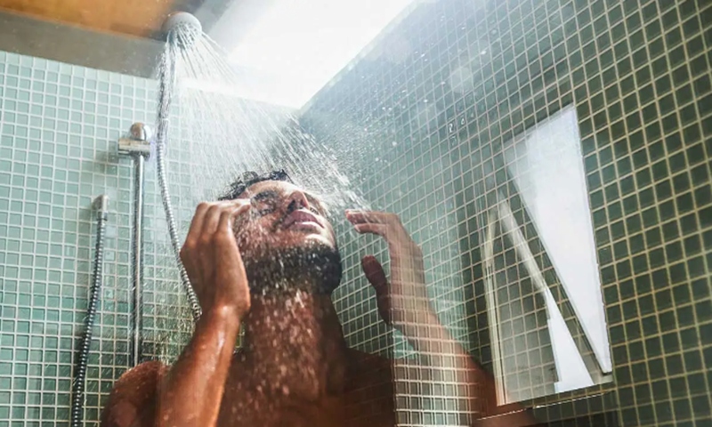 Những lợi ích ít ngờ tới của việc tắm nước lạnh đối với sức khỏe