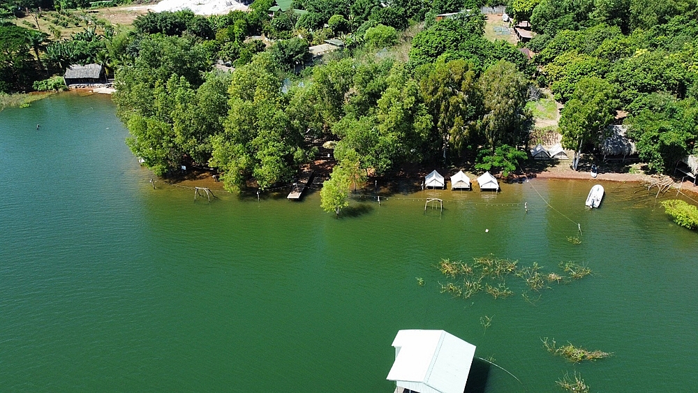 Đồng Nai: Hàng loạt khu glamping xây dựng trái phép