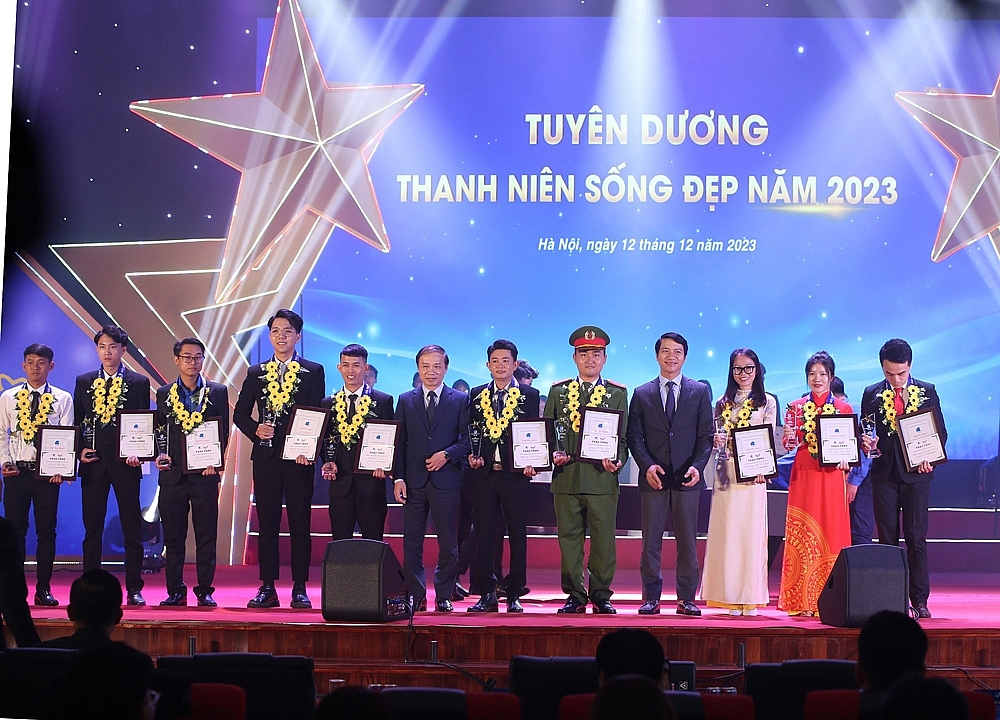 “Thanh niên sống đẹp” năm 2023: Vinh danh 20 gương thanh niên tiêu biểu đóng góp cho xã hội