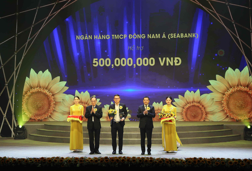 SeABank lần thứ 6 được vinh danh trong Top 100 Doanh nghiệp bền vững Việt Nam