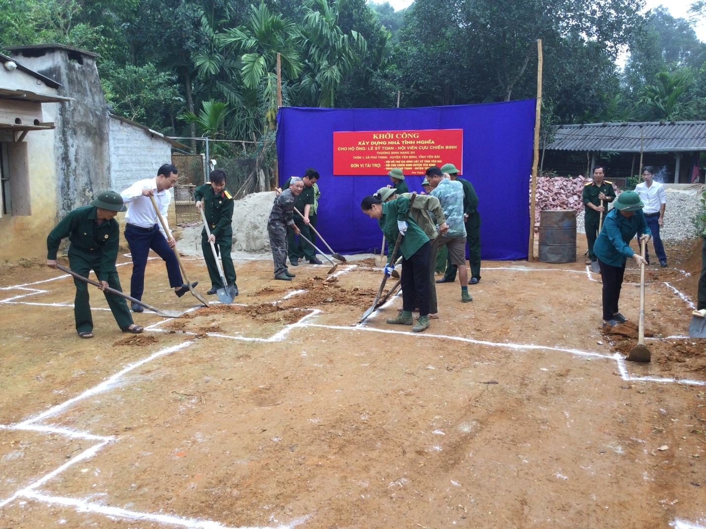 Yên Bình (Yên Bái): Khởi công xây nhà tình nghĩa cho cựu chiến binh -  thương binh 2/4