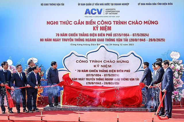 Thủ tướng Phạm Minh Chính tuyên bố khánh thành 4 dự án giao thông quan trọng