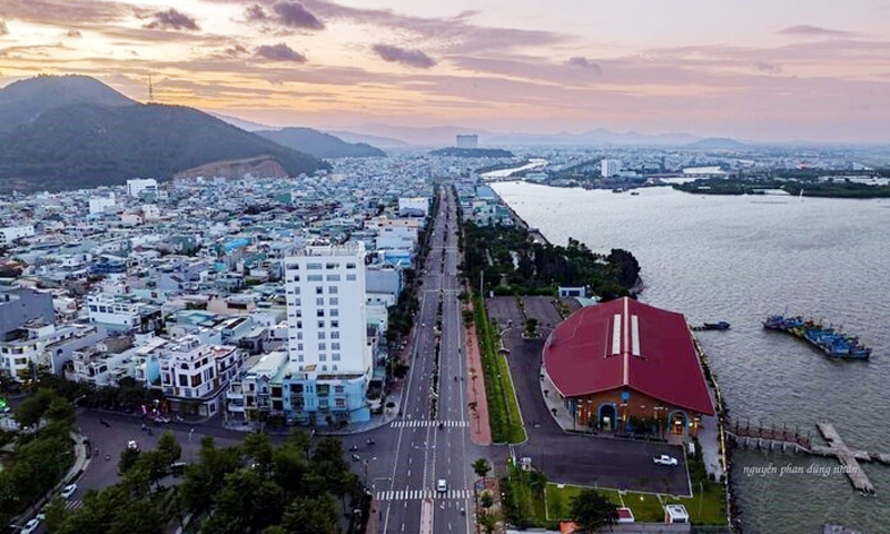 Bình Định tiếp tục duy trì đà tăng trưởng và phát triển