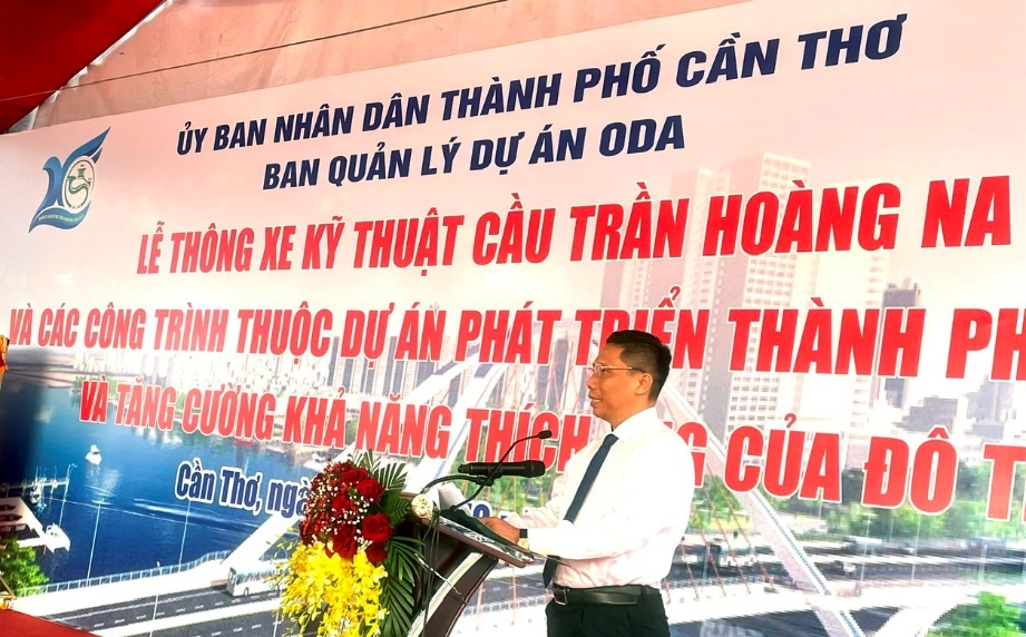 Cần Thơ: Thông xe kỹ thuật cầu Trần Hoàng Na