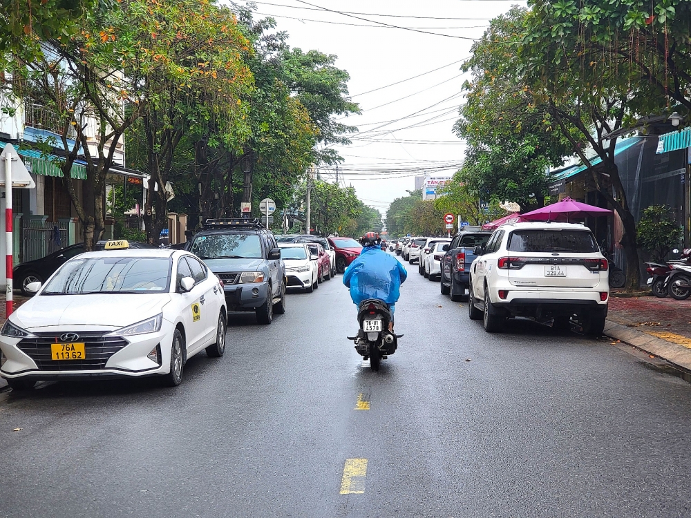 Quảng Ngãi: Sẽ kéo giảm giá cát xây dựng