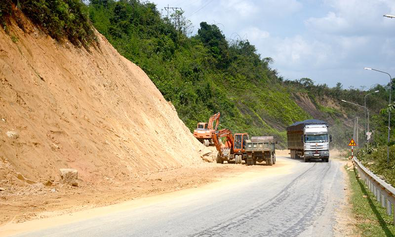 Sớm khởi công Dự án nâng cấp Quốc lộ 4B, tỉnh Lạng Sơn