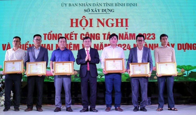 Bình Định: Thúc đẩy thị trường bất động sản phát triển ổn định, lành mạnh, bền vững