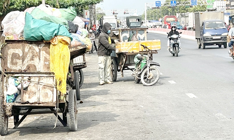 Cần Thơ: Người dân để rác đúng nơi quy định, vì thành phố xanh, sạch, đẹp và an toàn