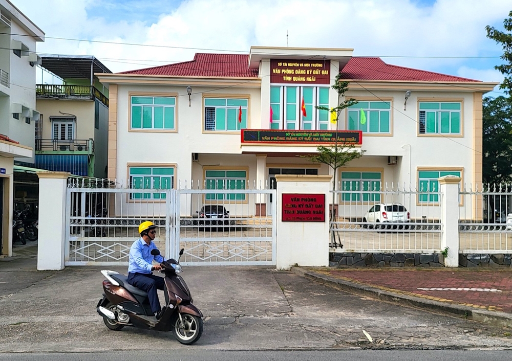 Quảng Ngãi: Sáp nhập Văn phòng Đăng ký đất đai Chi nhánh huyện Sơn Tây vào Sơn Hà