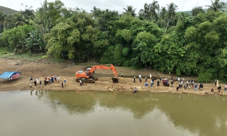 Bình Định: Trúng đấu giá mỏ cát nhưng không thể khai thác, doanh nghiệp kêu cứu